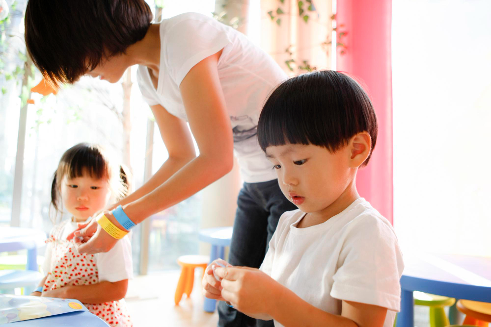 幼兒園的師資資格和培訓標準是什麼？